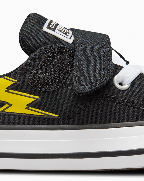 Chuck Taylor All Star Malden Street Electric Bolt Easy On Low Top
