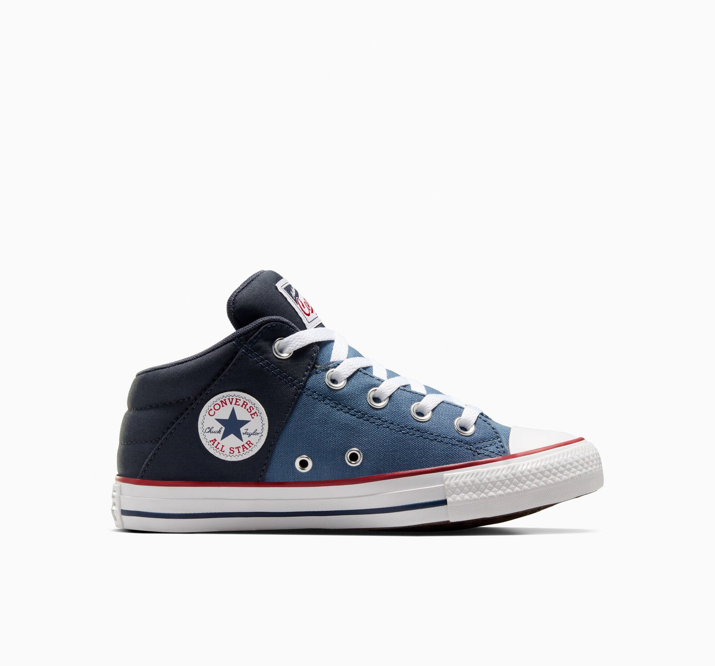 Chuck Taylor All Star Axel Mid Top