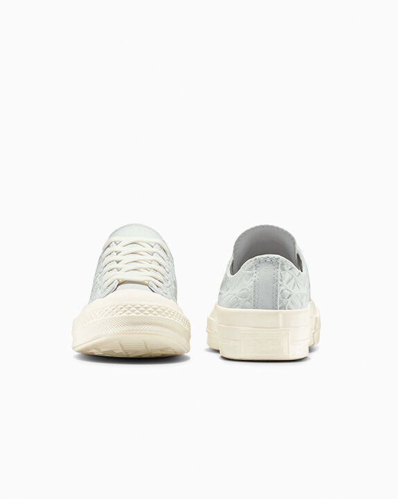 Chuck 70 Textured Low Top