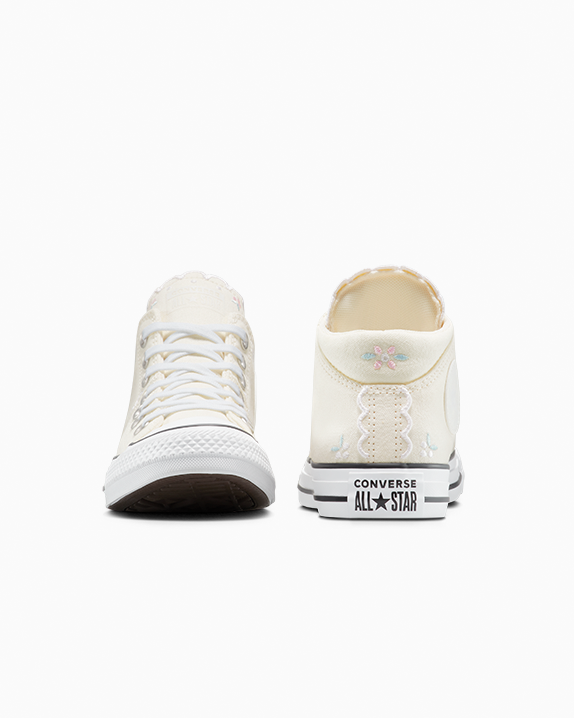 Chuck Taylor All Star Madison Embroidered Flowers