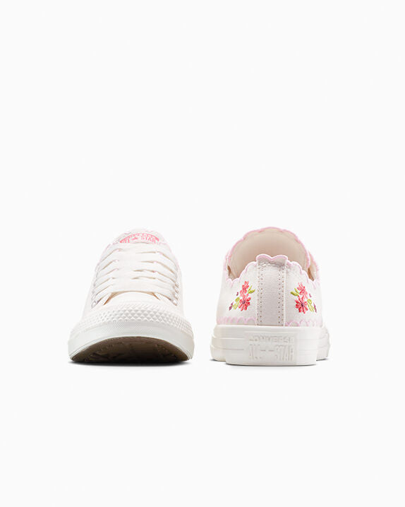 Chuck Taylor All Star Embroidered Flowers Low Top
