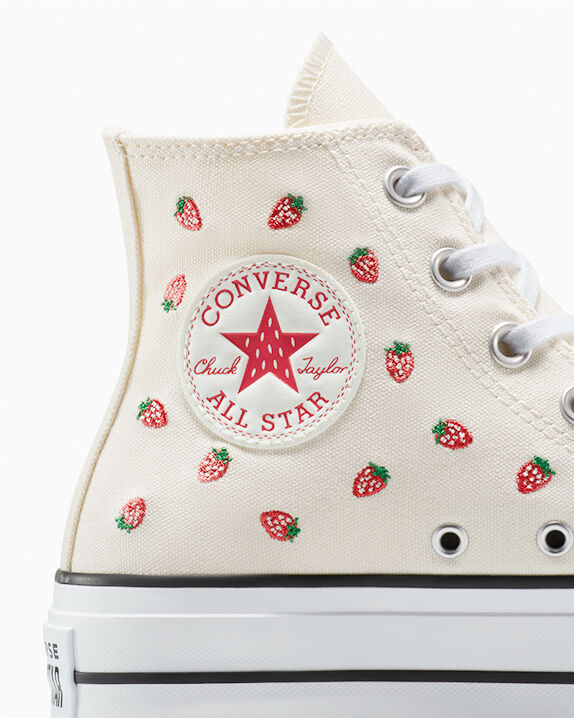Chuck Taylor All Star Lift Platform Strawberries High Top