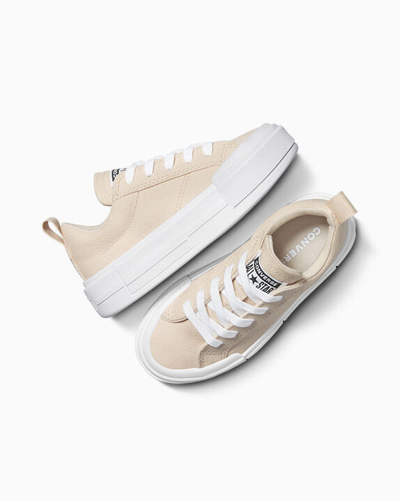 Converse Cruise Low Top