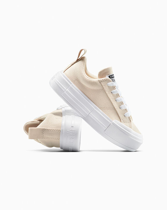 Converse Cruise Low Top