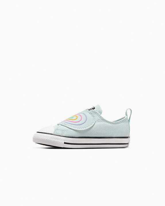 Chuck Taylor All Star Heart Strap Easy On Low Top