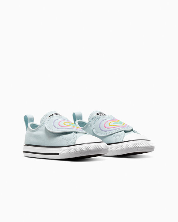 Chuck Taylor All Star Heart Strap Easy On Low Top