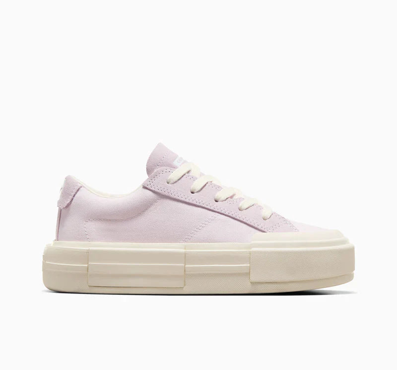 Converse Cruise Low Top