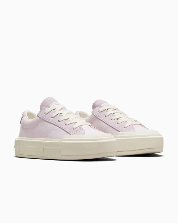 Converse Cruise Low Top