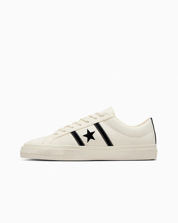 Converse x PLAY Comme des Garçons One Star Academy Pro Low Top