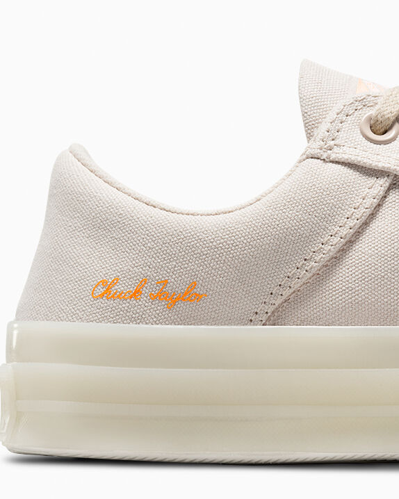 Chuck 70 Marquis Low Top