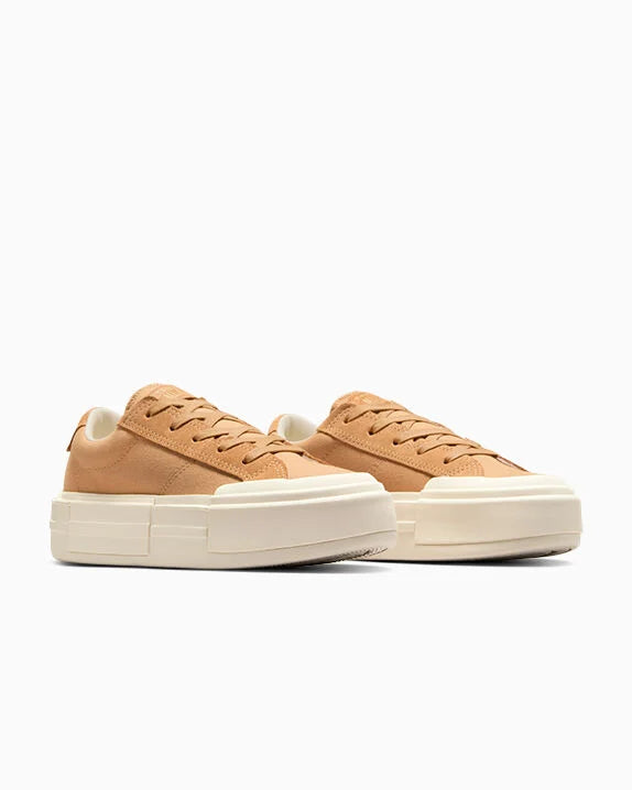 Converse Cruise Low Top