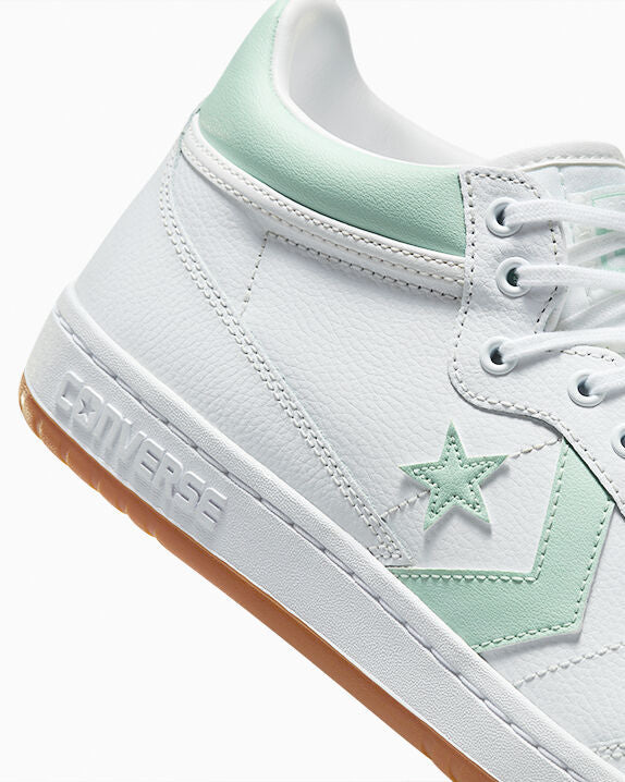 CONS Fastbreak Pro Leather Mid Top