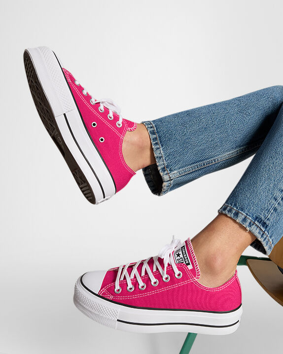 Chuck Taylor All Star Lift Platform Low Top Seasonal Sugar Berry/White/Black