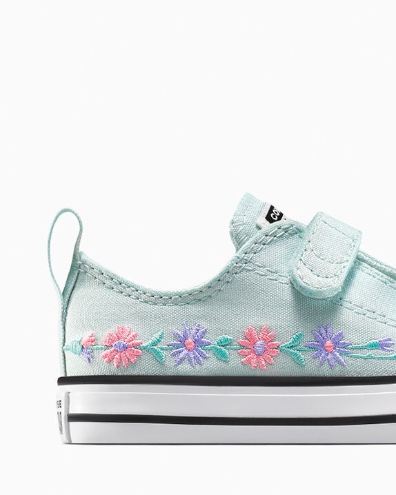Chuck Taylor All Star Florals Easy On Low Top