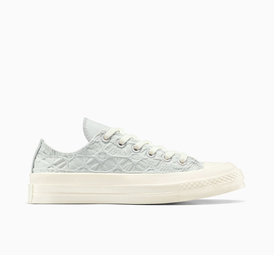 Chuck 70 Textured Low Top