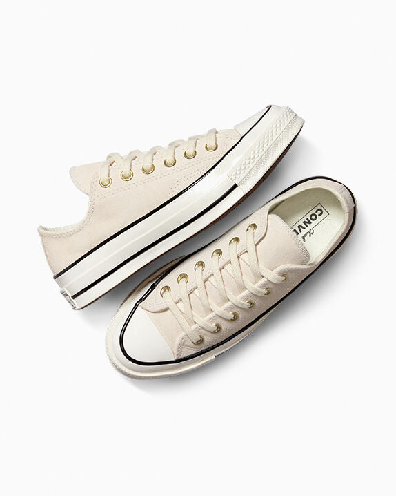 Chuck 70 Suede Low Top